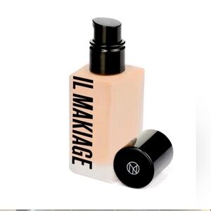 IL MAKIAGE  FOUNDATION IS BACK LADIES ALL SHADES AVAILABLE!!!